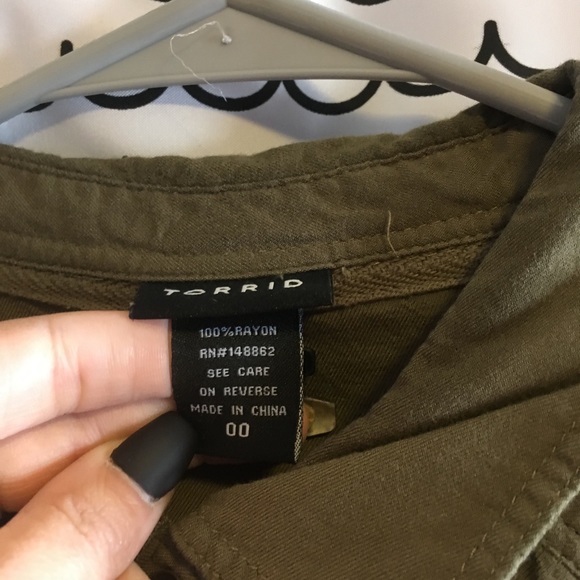 Torrid Embroidered Olive Camp Shirt 00 - Picture 3 of 6